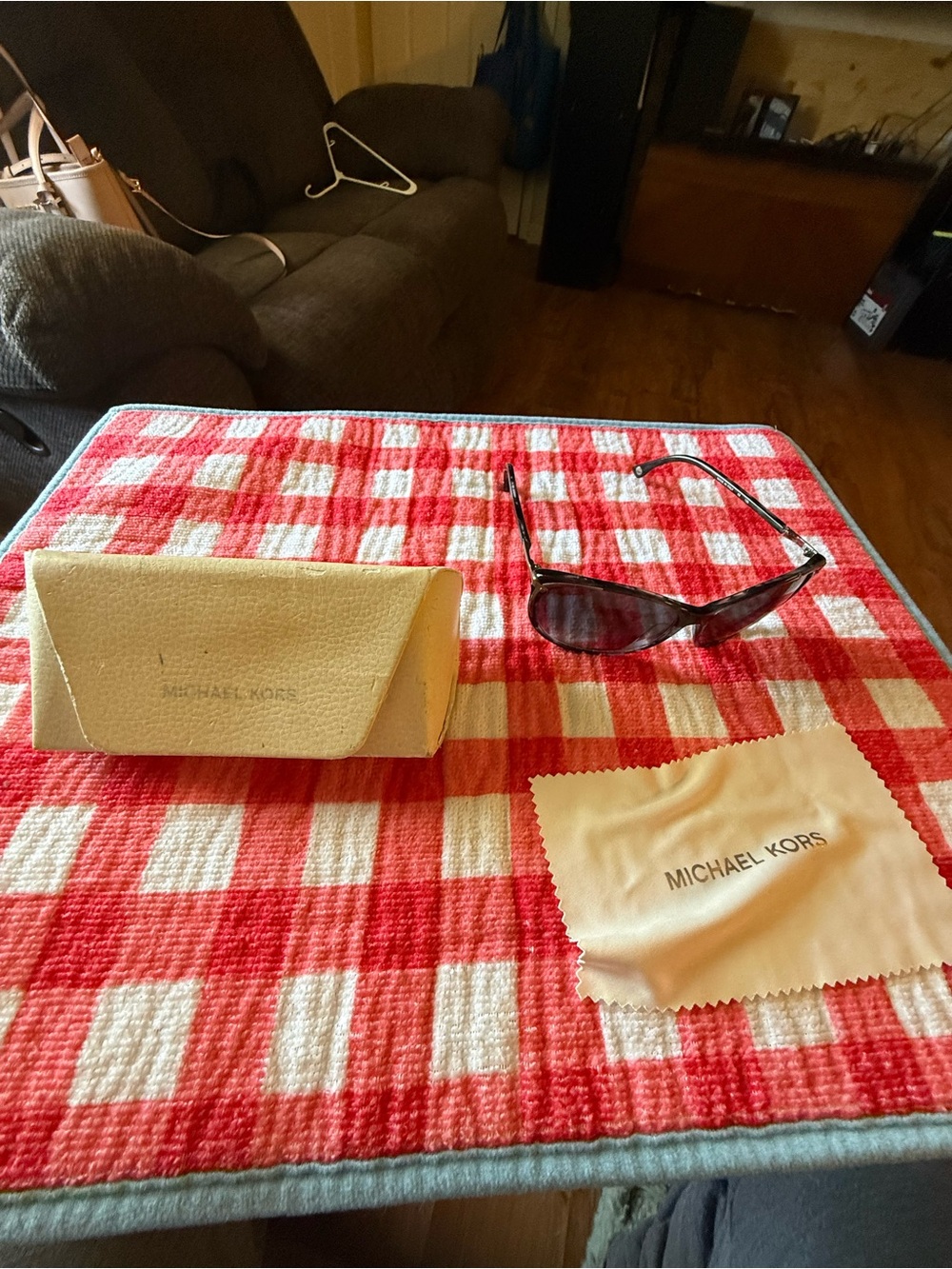Michael Kors Black Sunglasses with Cream Case and Cloth